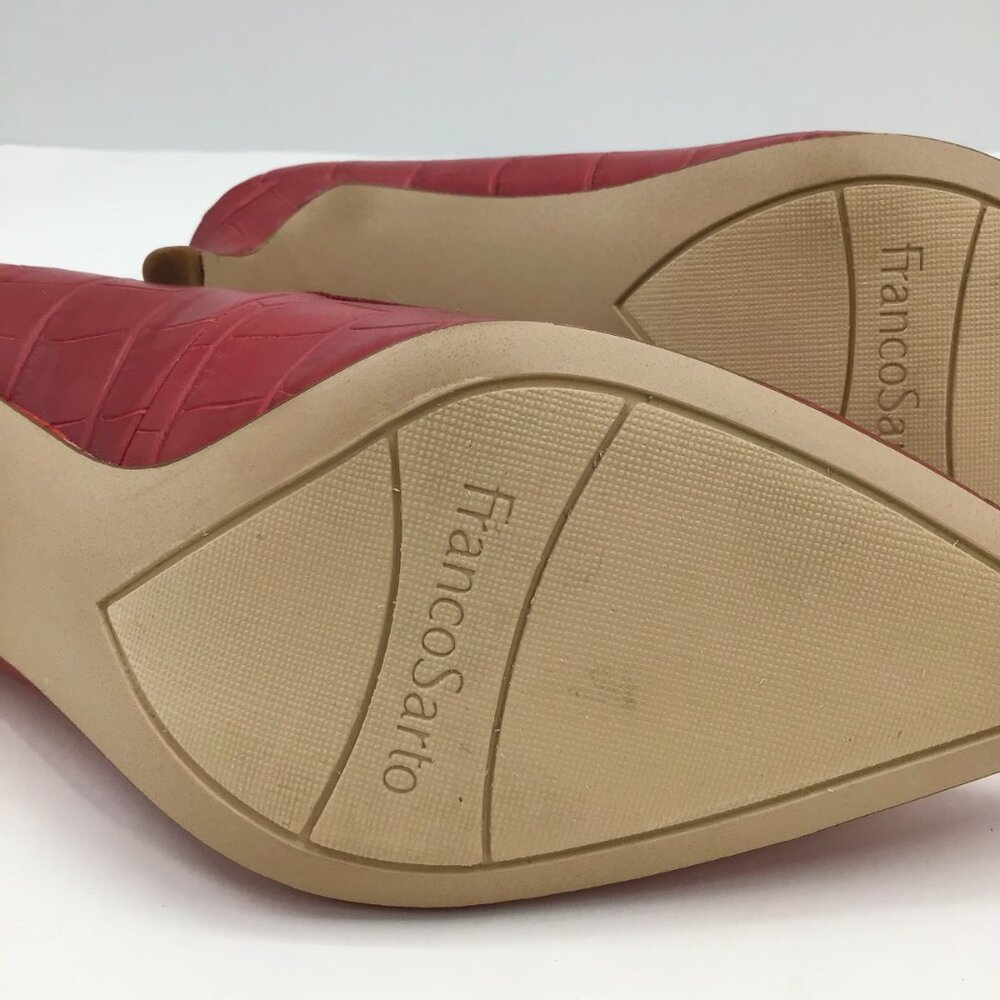 Women's 8M Franco Sarto Tudor 2 Red Leather Pumps 2.5" Heels Croc Pointy Toe - Picture 12 of 14
